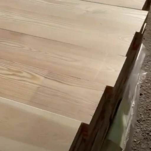 Доска террасная лиственница гладкая 34*190*2000, сорт Э (0,38м2)